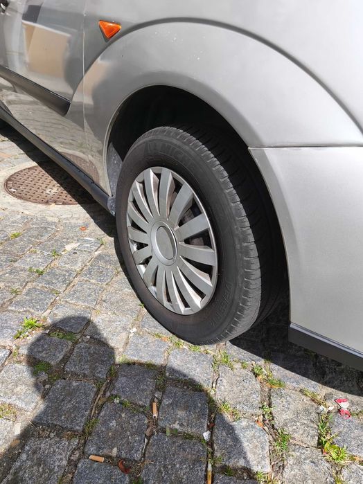 Ford focus 1.4 2001 gasolina