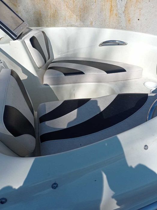 Продам катер Navigator 500  2013 г.В полной комлектации.