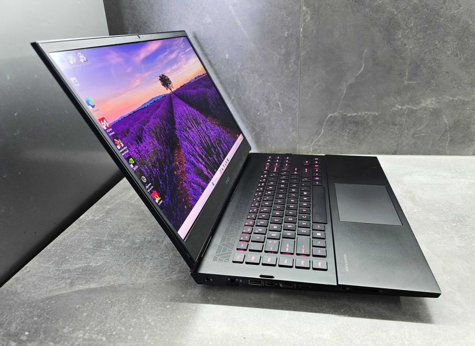 Ігровий монстр HP OMEN 17 RTX 3070ti 150W/1Tb/ 16Gb/Core i7-12