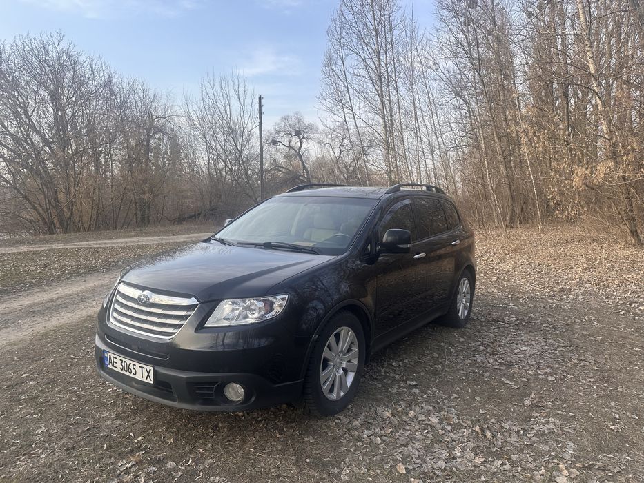 Субару Трібека 2008 року