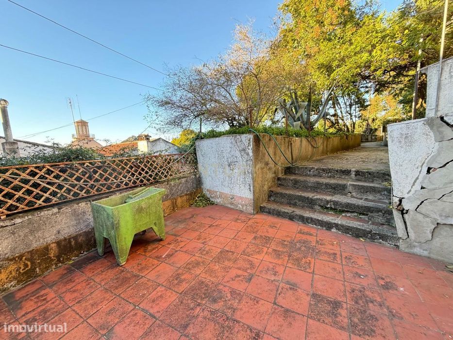 Segundo Piso de Edifício Apalaçado no Centro Histórico de Portalegre