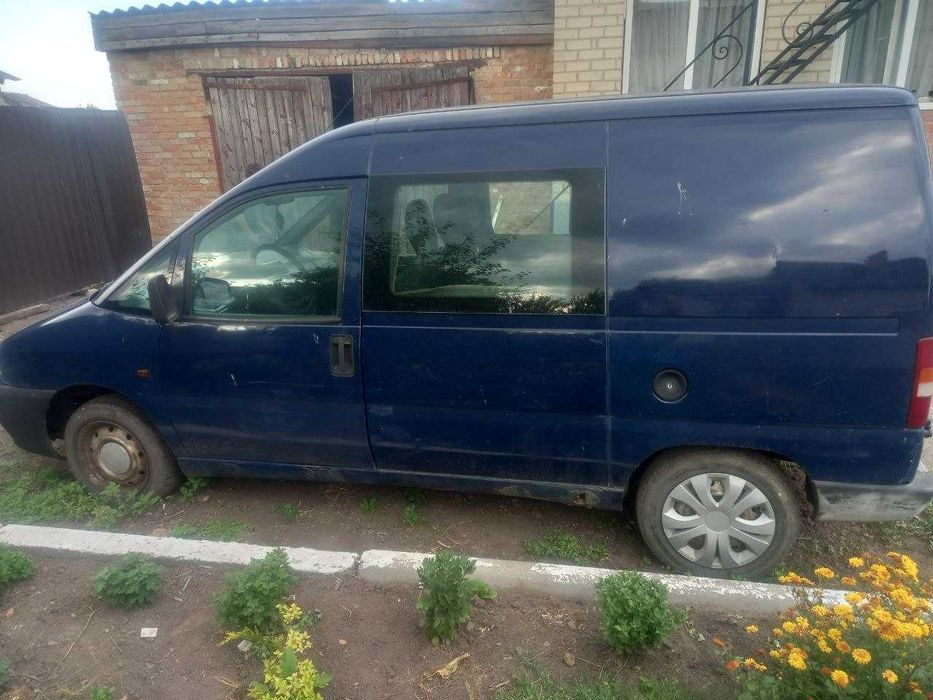продаю автомобіль пежо  експерт