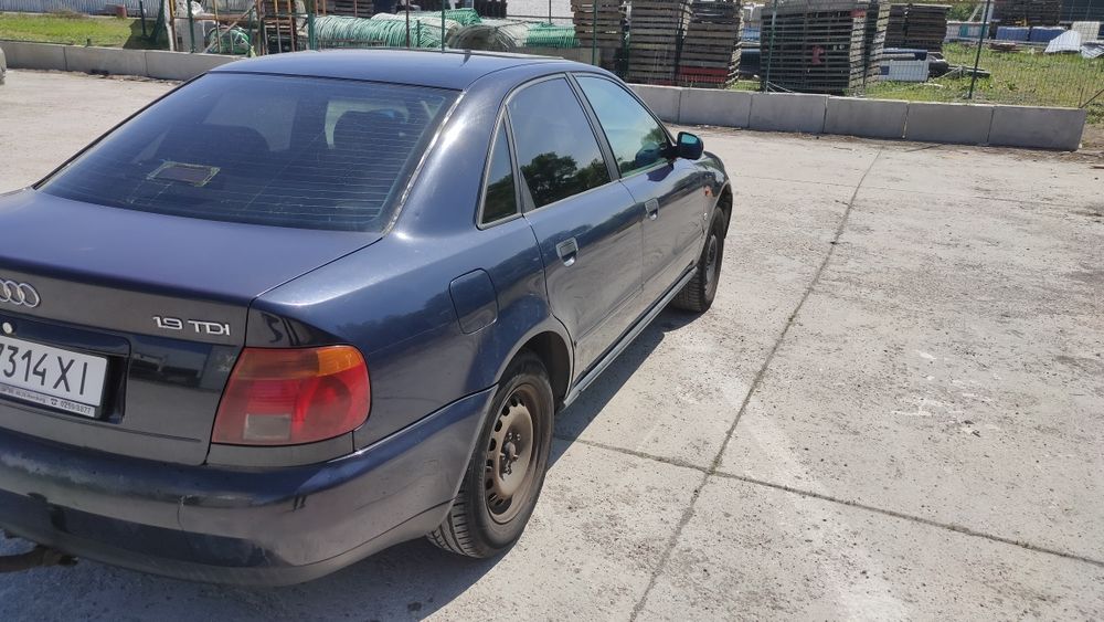 Продам Audi A4 B5 1.9tdi