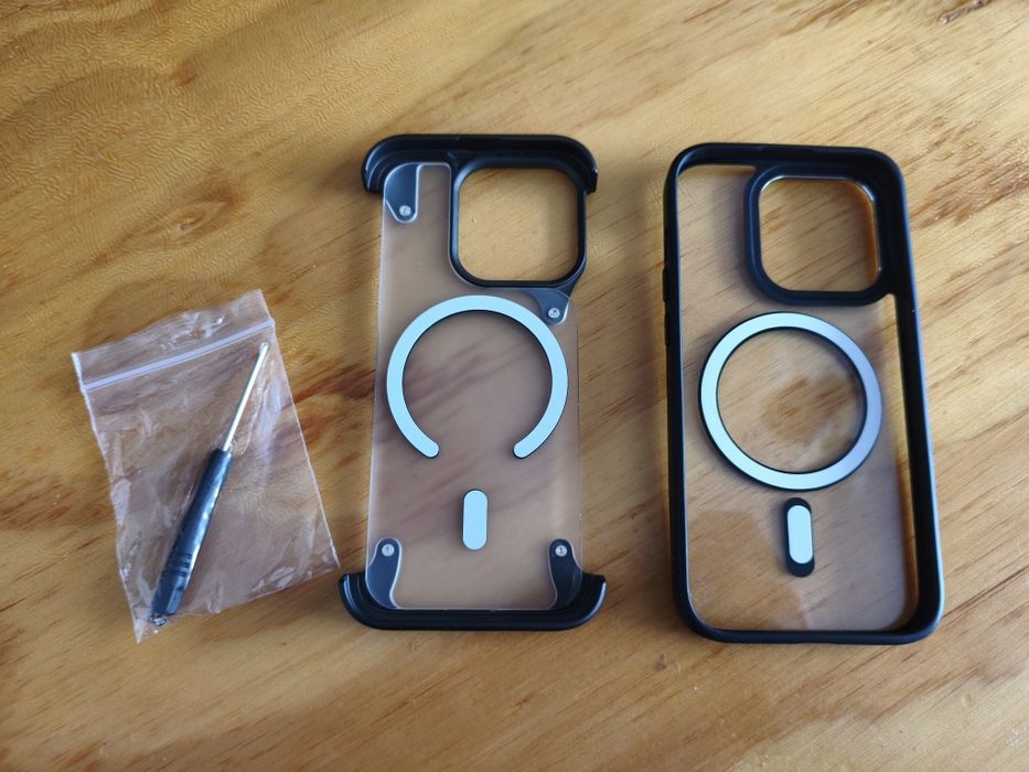2 Чохли на iPhone 14 Pro