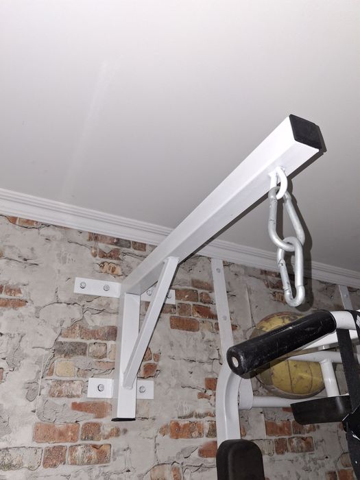 Груша боксерська з кріпленням