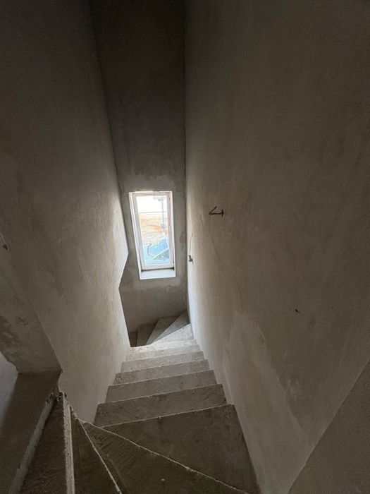 р Двоян у масиві Криниченька, двоповерховий, автономне газове