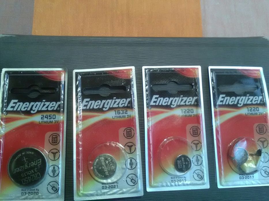 Батарейки/элементы питания таблетки Energizer.