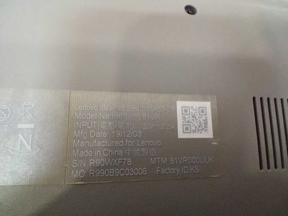Laptop LENOVO Ideapad SLIM 1-11AST-05 /2,2GHz /DDR4 /WINDOWS 11