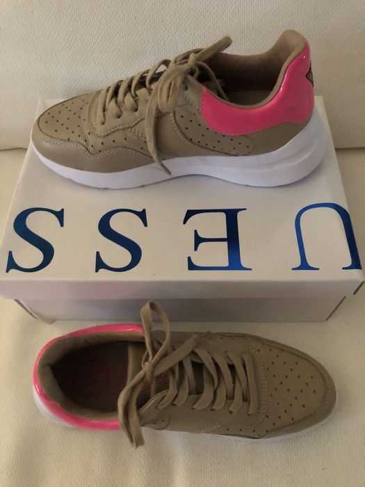 Tenis GUESS com caixa original tamn 39 novos