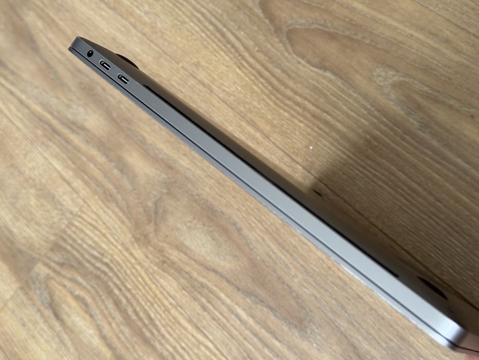 MacBook Pro 16 2019 i7 32Gb/1000Gb Radeon Pro 5500M 8Gb