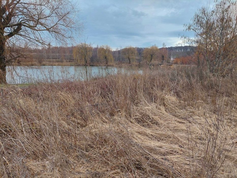 Продам ділянку неподалік ставу 10.5 сот