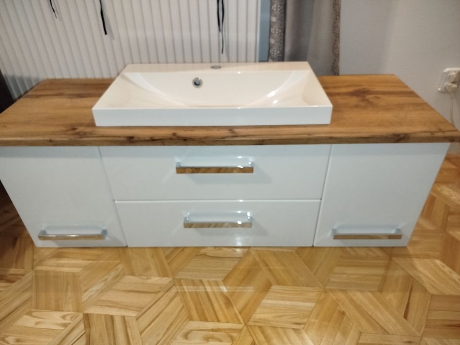 Szafka łazienkowa wisząca + zlew Fokus B