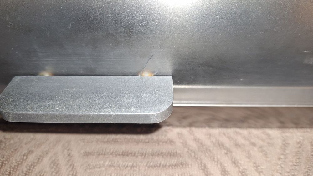 Хлібниця сірого кольору