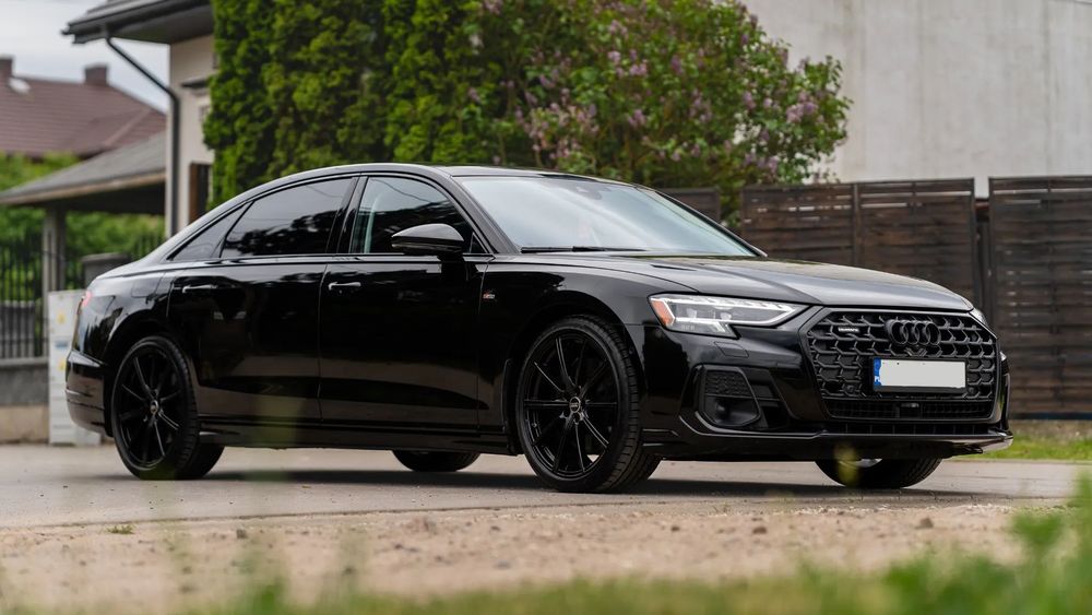 Audi A8
