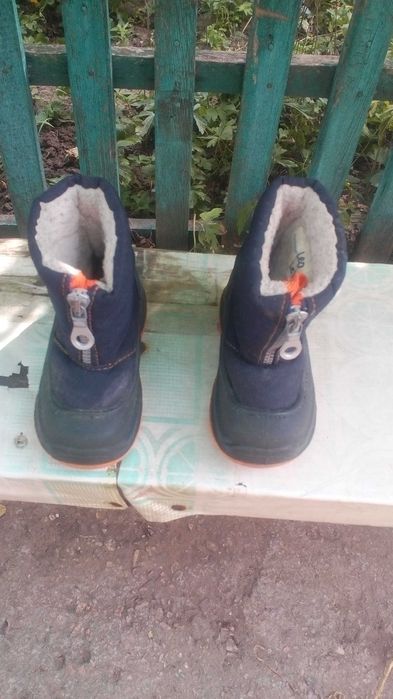 Продам Новую детскую обувь.