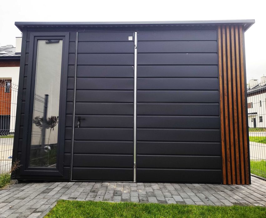 Nowoczesny Domek Ogrodowy z Lamelami