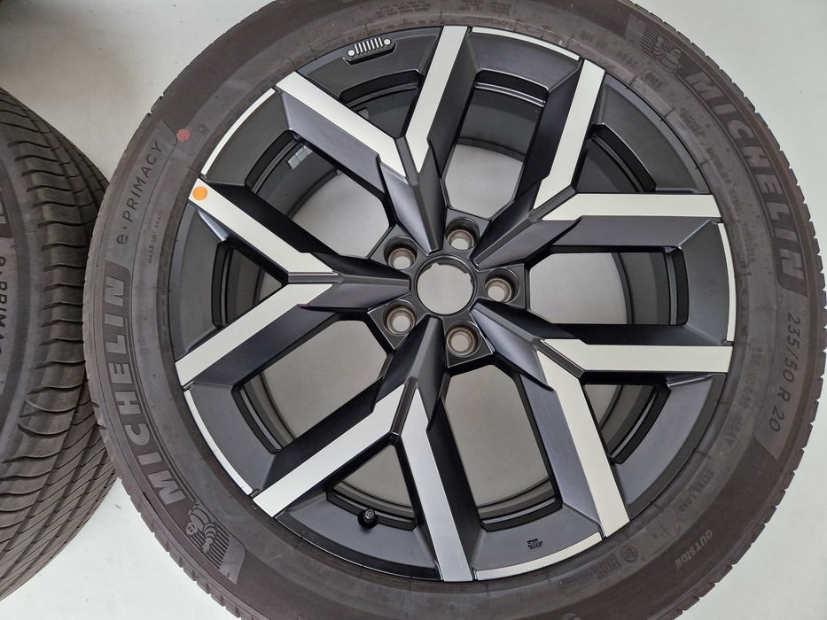 Koła felgi Jeep Compass III 8J ET43 20" 5x115 opony lato 235/50/20 Michelin E Primacy 7mm 2025r