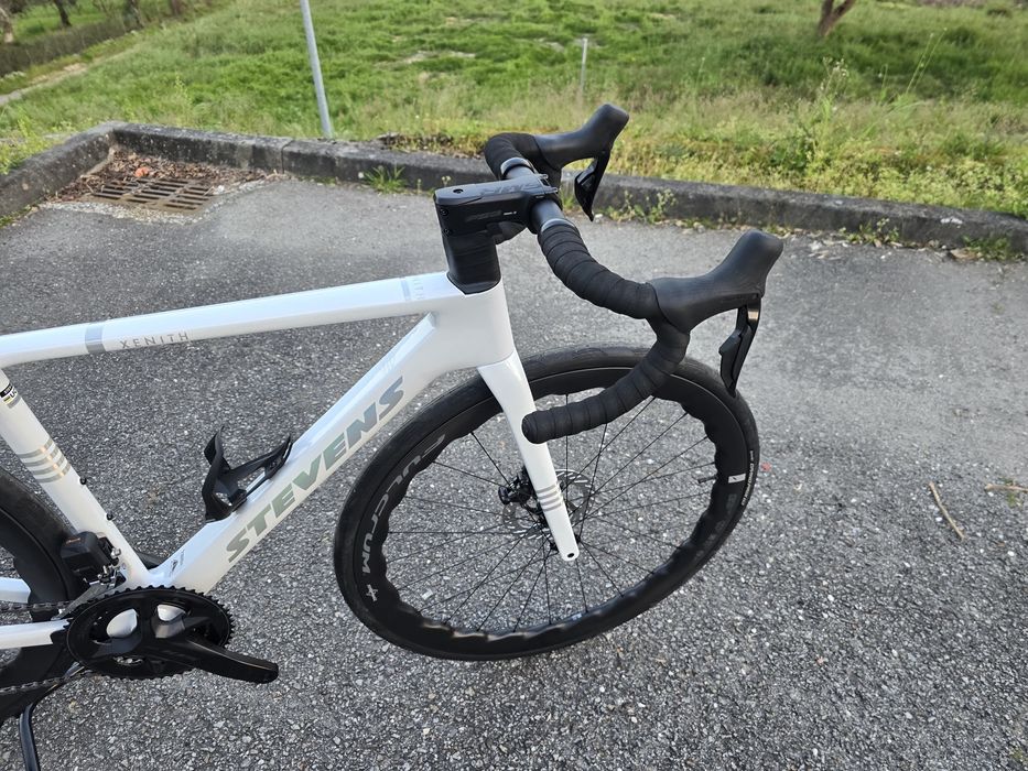 Stevens 105 di2 rodas de carbono