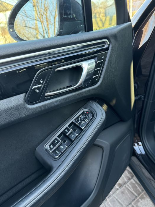 Porsche Macan 2015 VIN WP1AB2A52FLB72508 фото оголошення 6 з 11