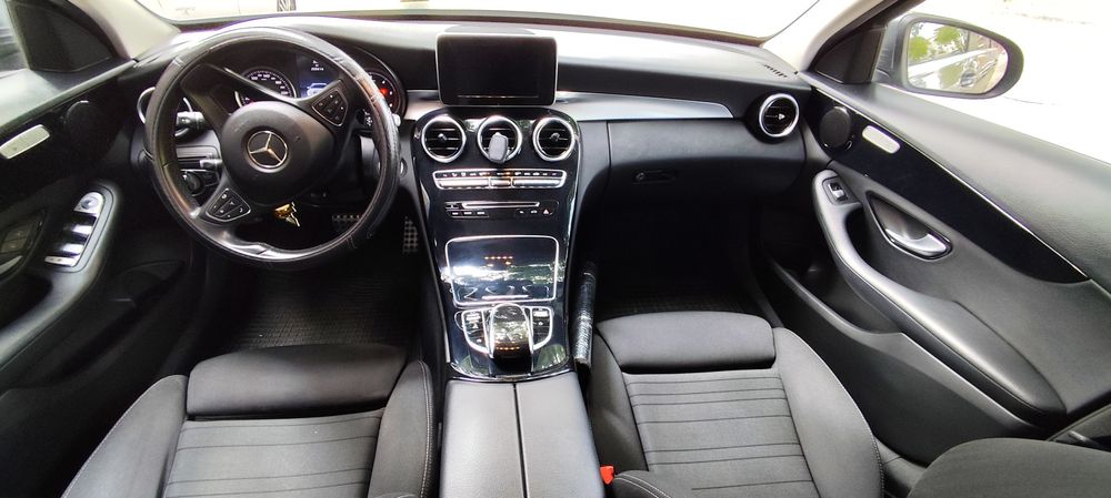 Mercedes c220 2016