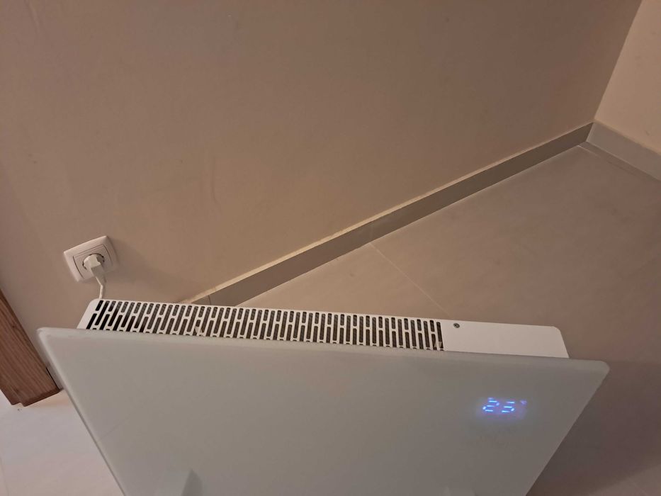 Convector elétrico de vidro com Wifi - 1500W