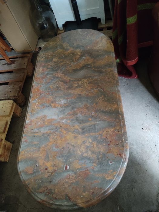 Mesa de centro em Mármore