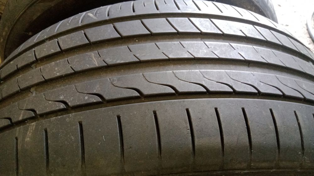Продам резиновый экоспорт 225/50 17