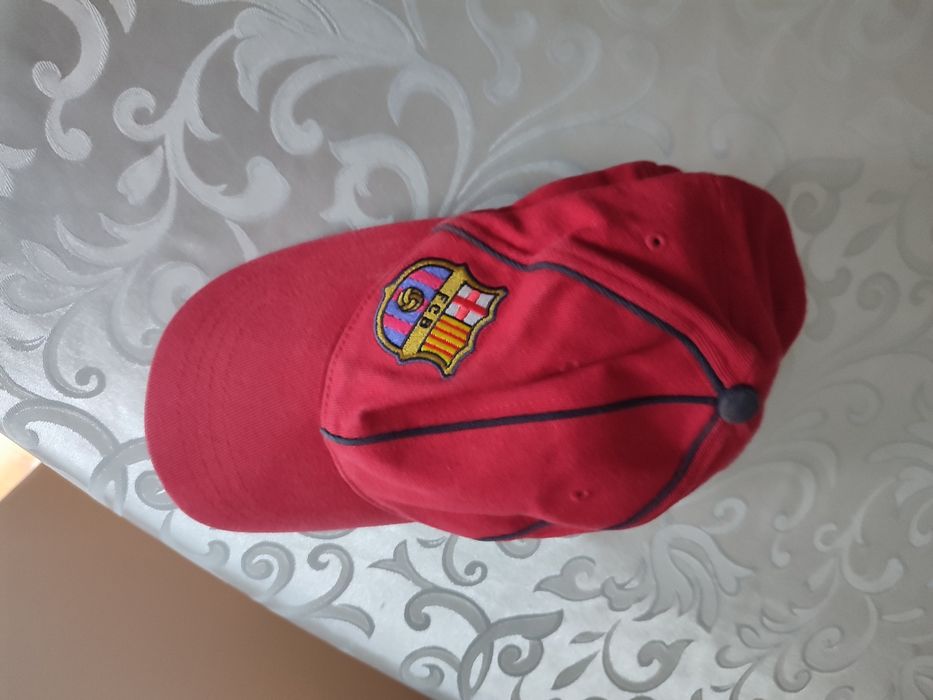 Czapka NIKE FC Barcelony z daszkiem kaszkietówka