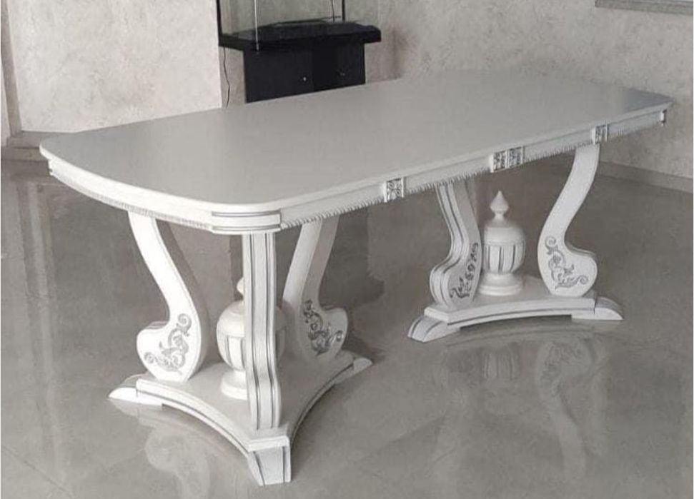 Ліжка дерев'яні,Шафи,Столи,Кухні і всі види меблів