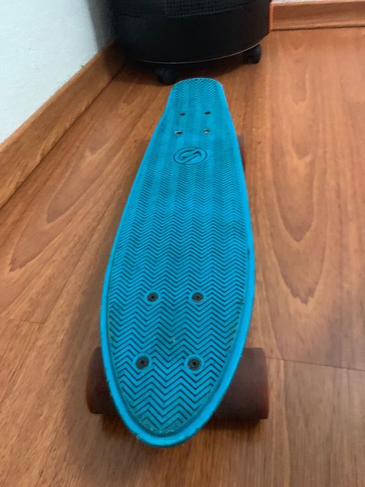 2 skates mini cruiser