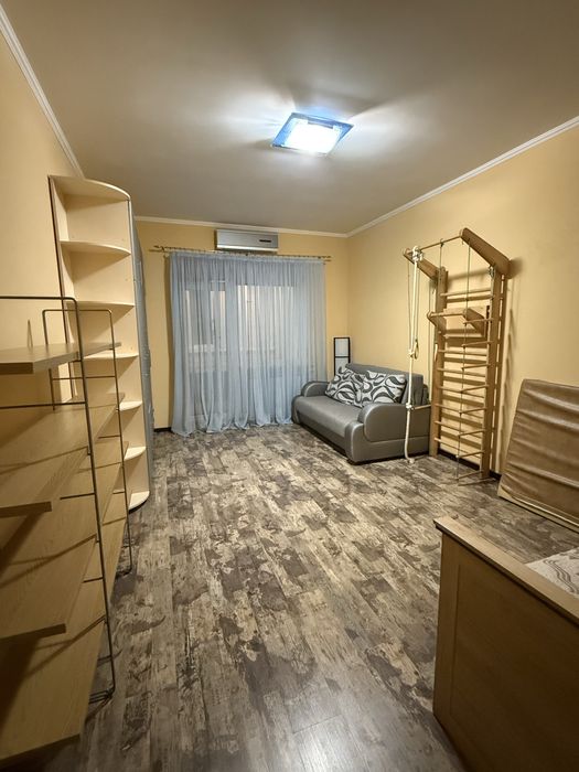 Здам 3 кімн квартиру ЖК Оазіс 145 кв м , Івасюка, 4