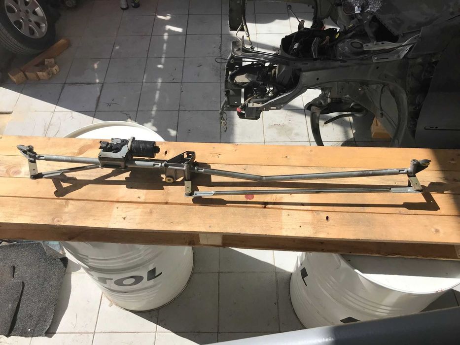 Diversas peças para peugeot 307 em bom estado