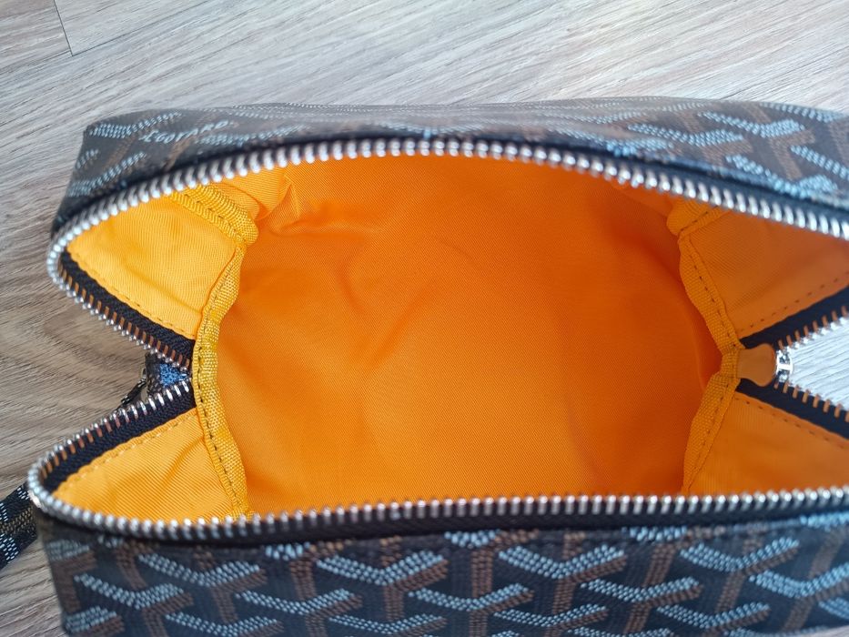 Kosmetyczka / mała torebka w elegancki wzór