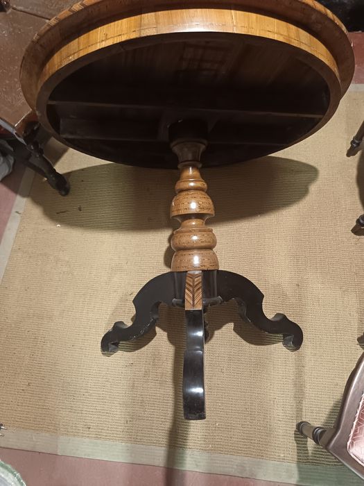 Mesa estilo murano com cadeiras