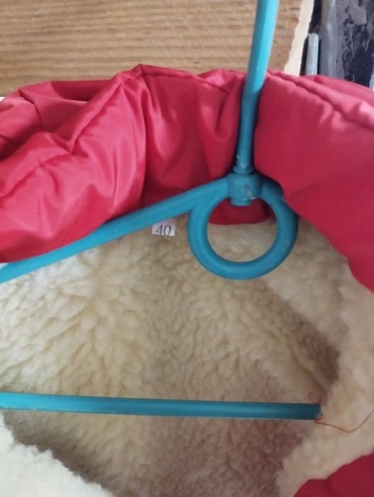 Продам куртку для дівчинки б/у