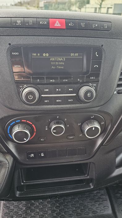 Iveco daily 35C16 IVA DEDUTÍVEL