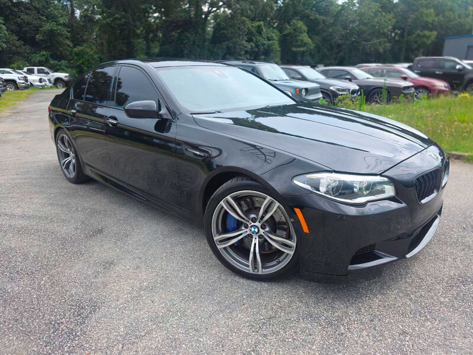 BMW M5      2016