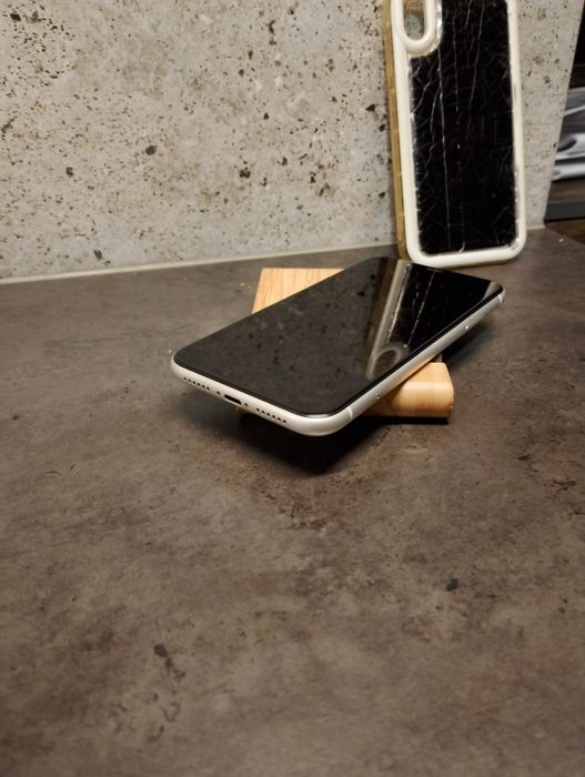 Telefon Apple iPhone Xr 64GB White / 64 GB / 80% Baterii / Sprawny