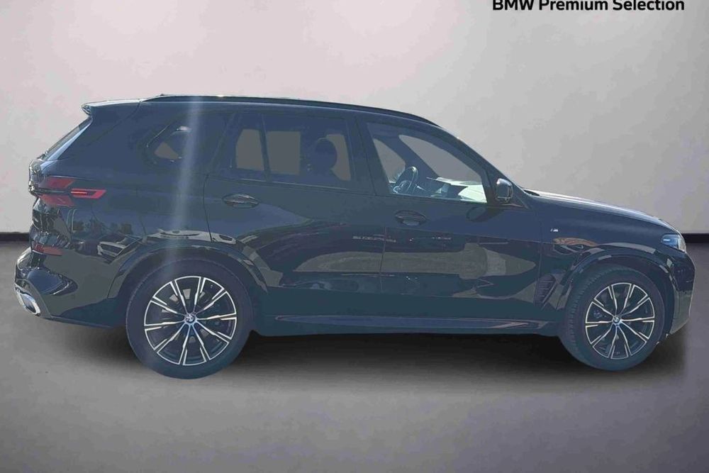 BMW X5533468976336097283