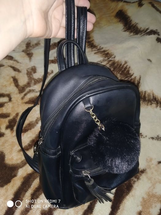 Рюкзачок ,чорного кольору