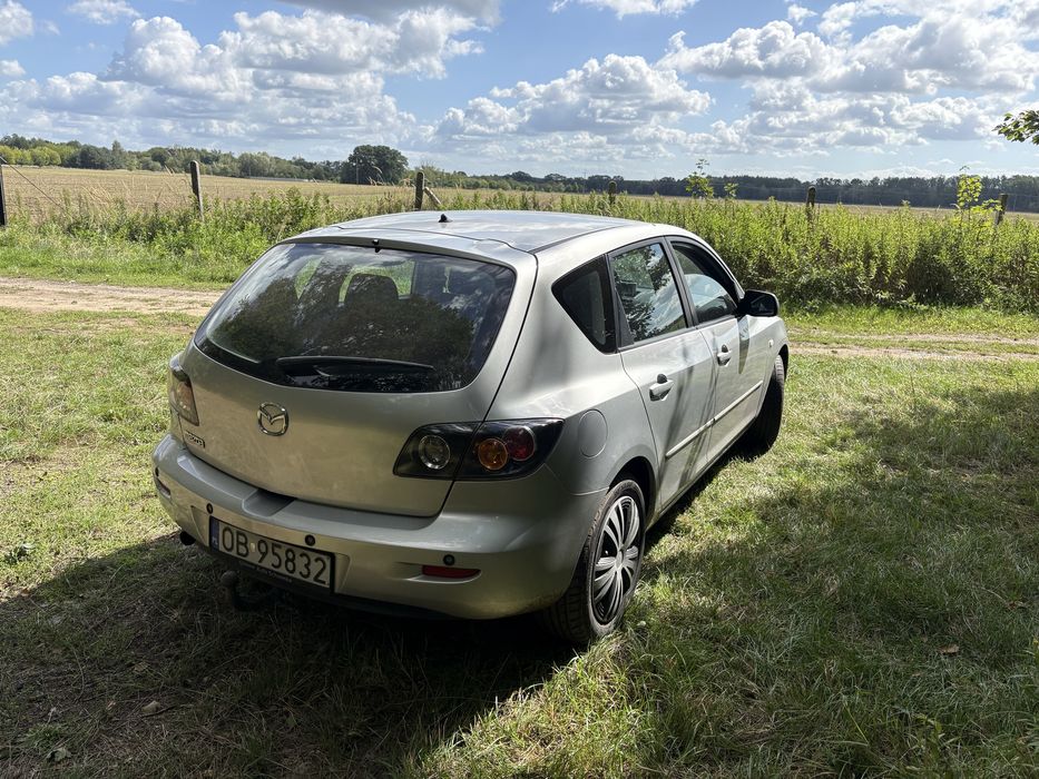 Mazda 3 niski przebieg