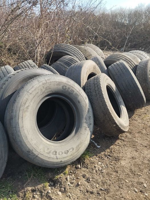 Автошини вантажного авто