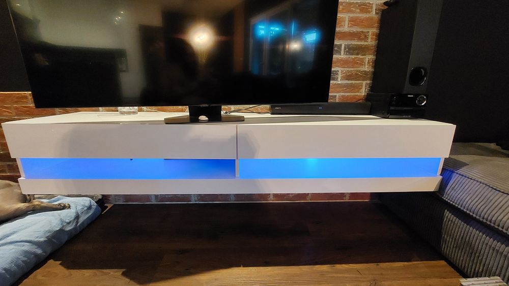 Szafka rtv biała wisząca