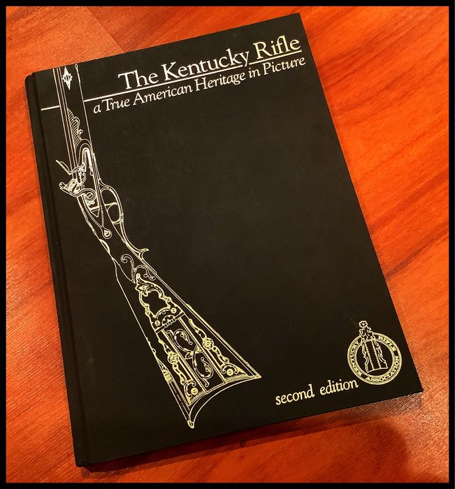 Livro “Kentucky Rifle : A true american heritage in picture” 1985