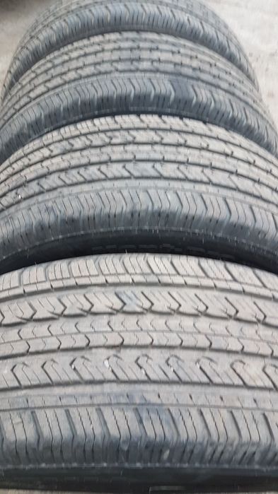 Opony letnie 235/60R17