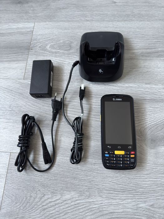 Terminal mobilny kolektor Zebra MC36 / MC36A0 + stacja ładowania