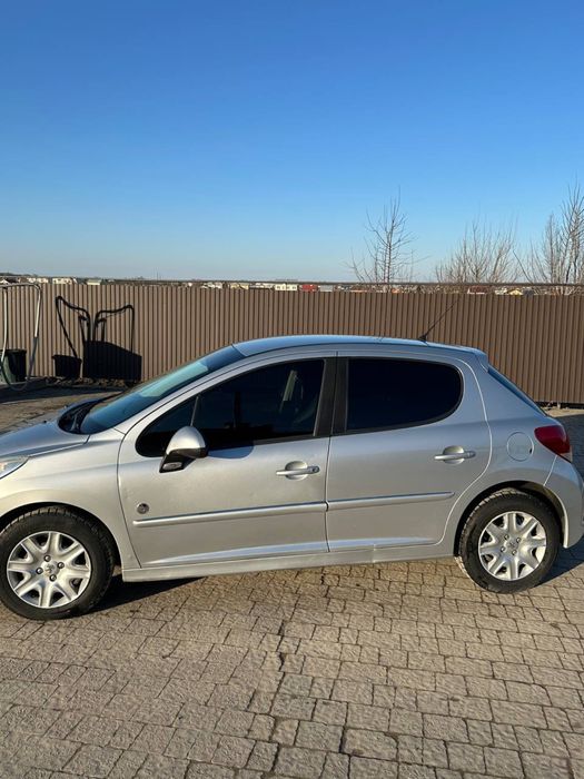 Продам Peugeot  207