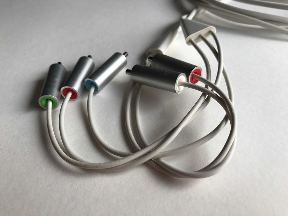 Apple Component AV Cable for iPod or iPhone