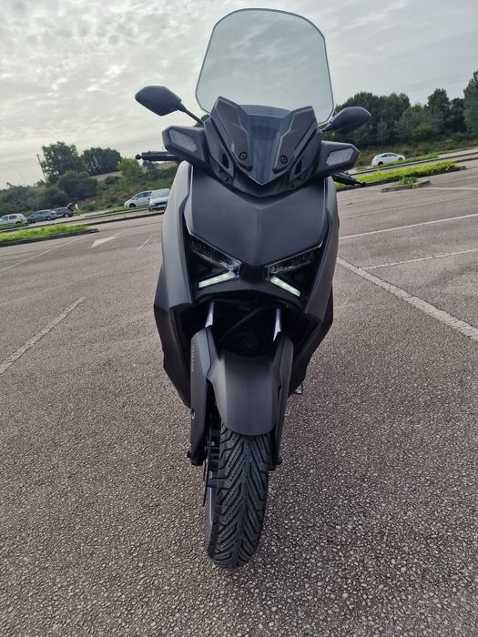 Yamaha XMAX 2024 – ESTADO DE NOVO (Apenas 300 km