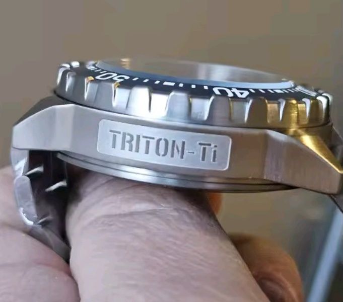 North Edge Triton-Ti Титановий годинник Сонячна батарея. 300 м. захист